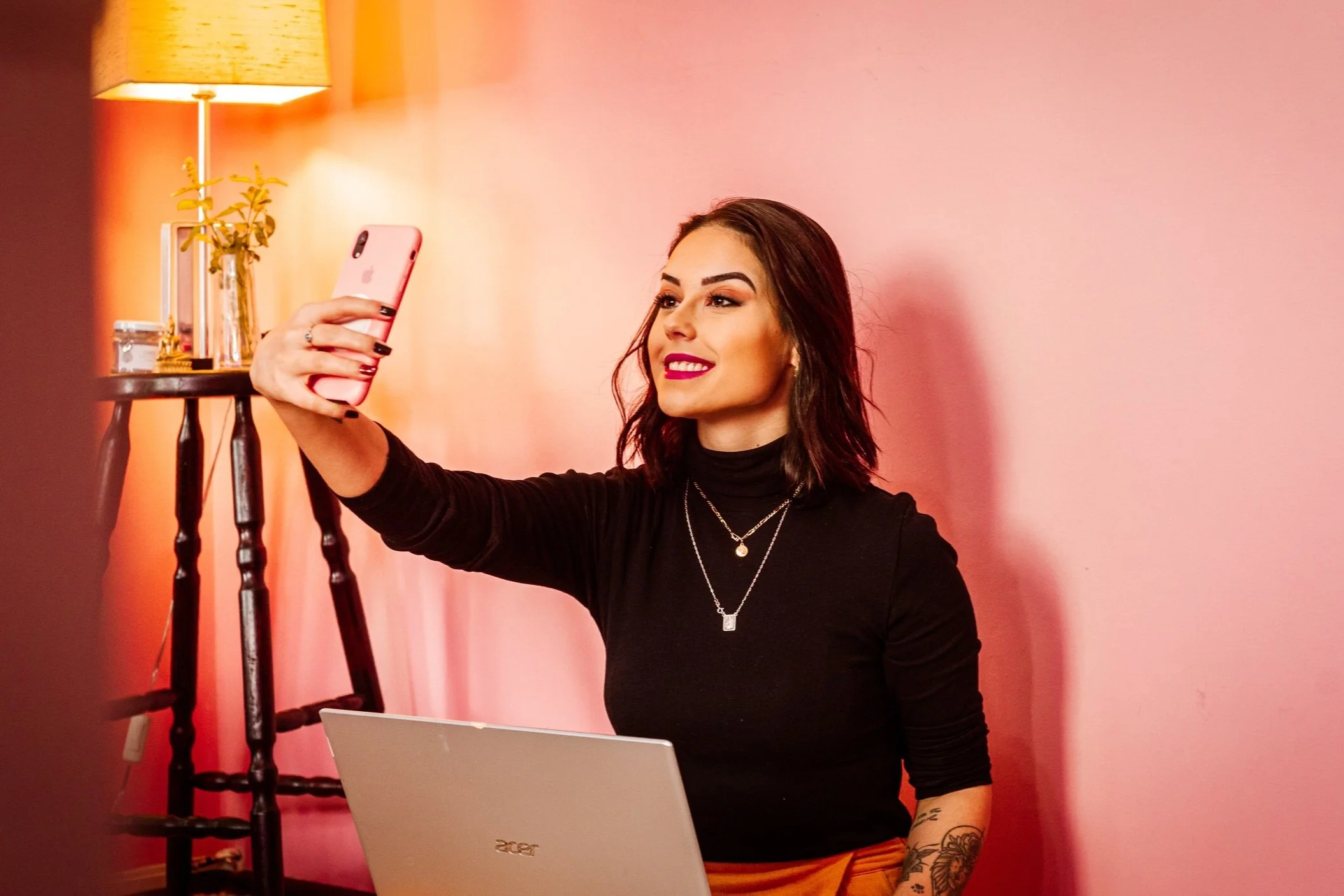 Feeling the confidence… - …to know exactly when, why and how to show up online to attract your dream clients instead of feeling pressured to scour the internet for them!