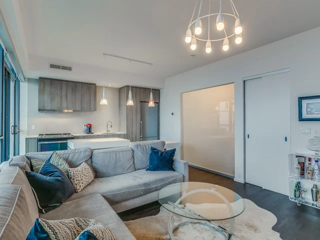 101charlesst4611-012.jpg
