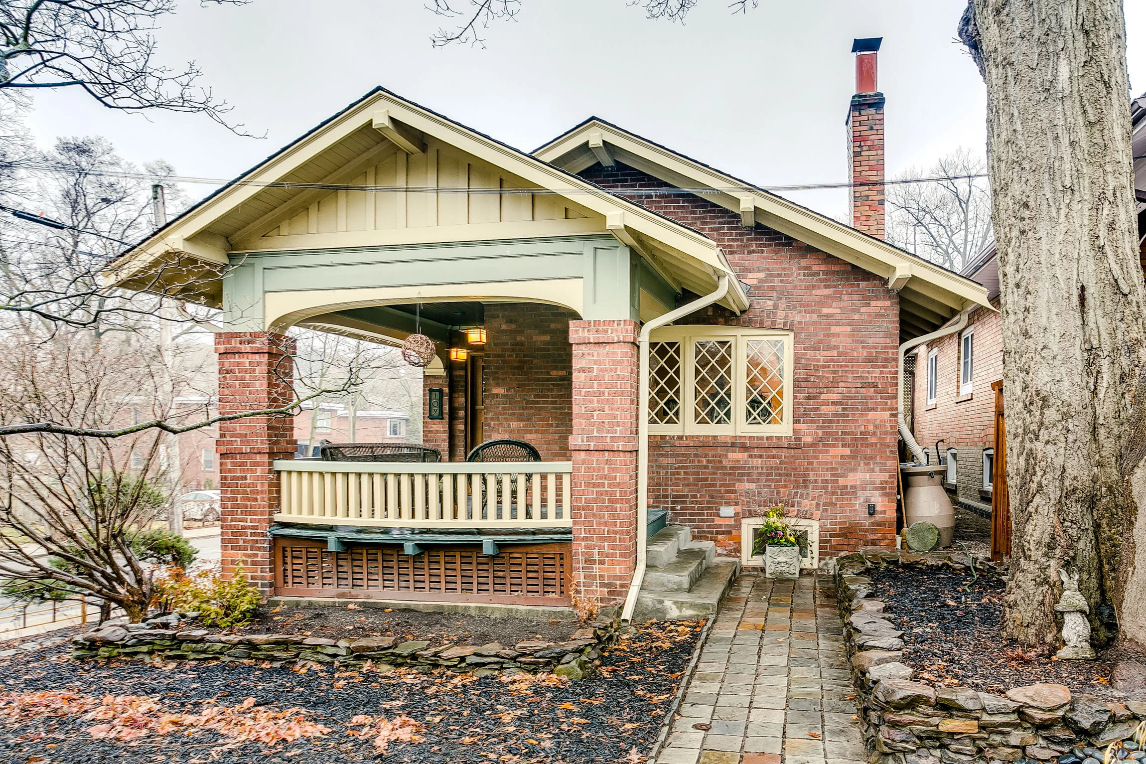 109burgessave-007.jpg