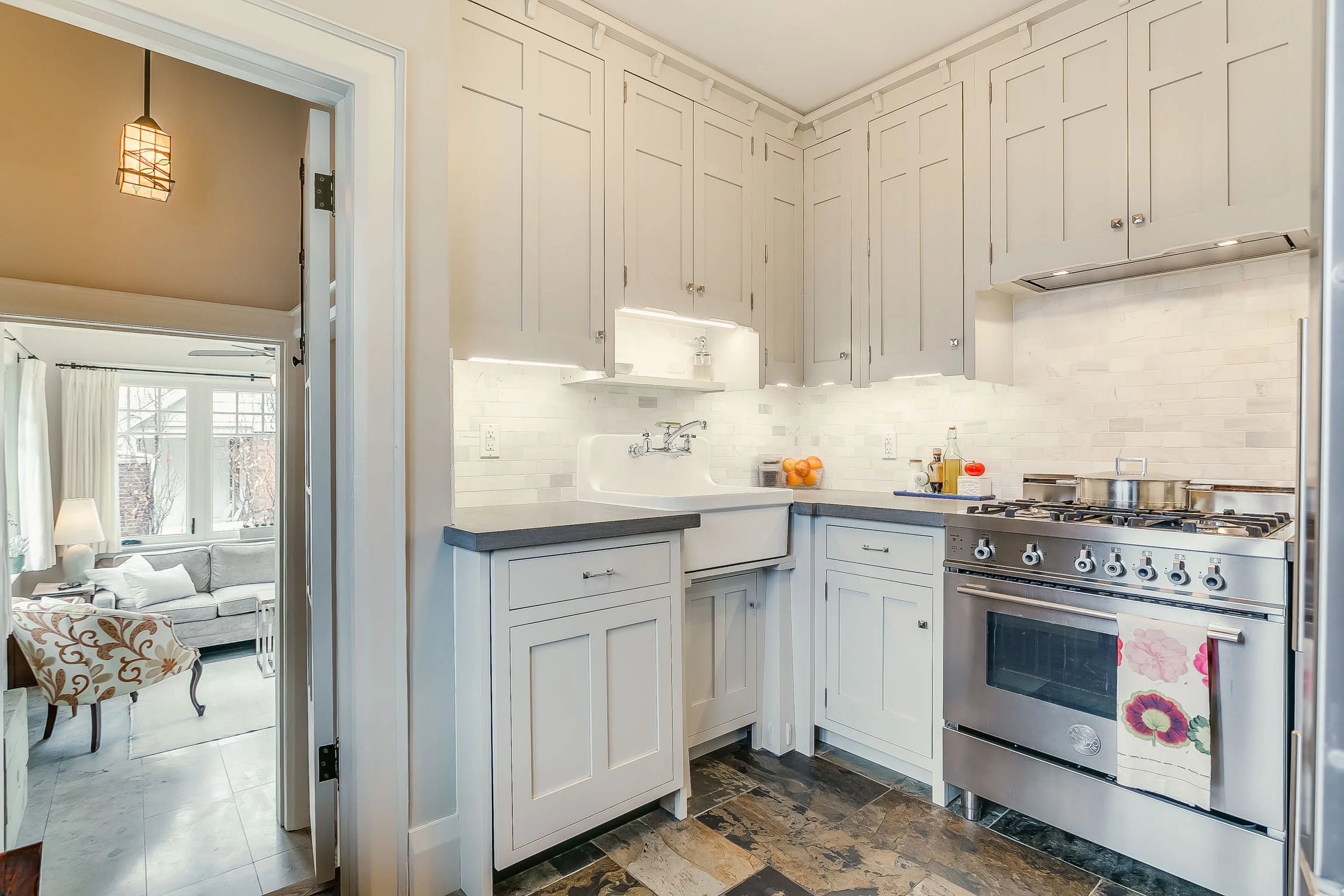 109burgessave-029.jpg