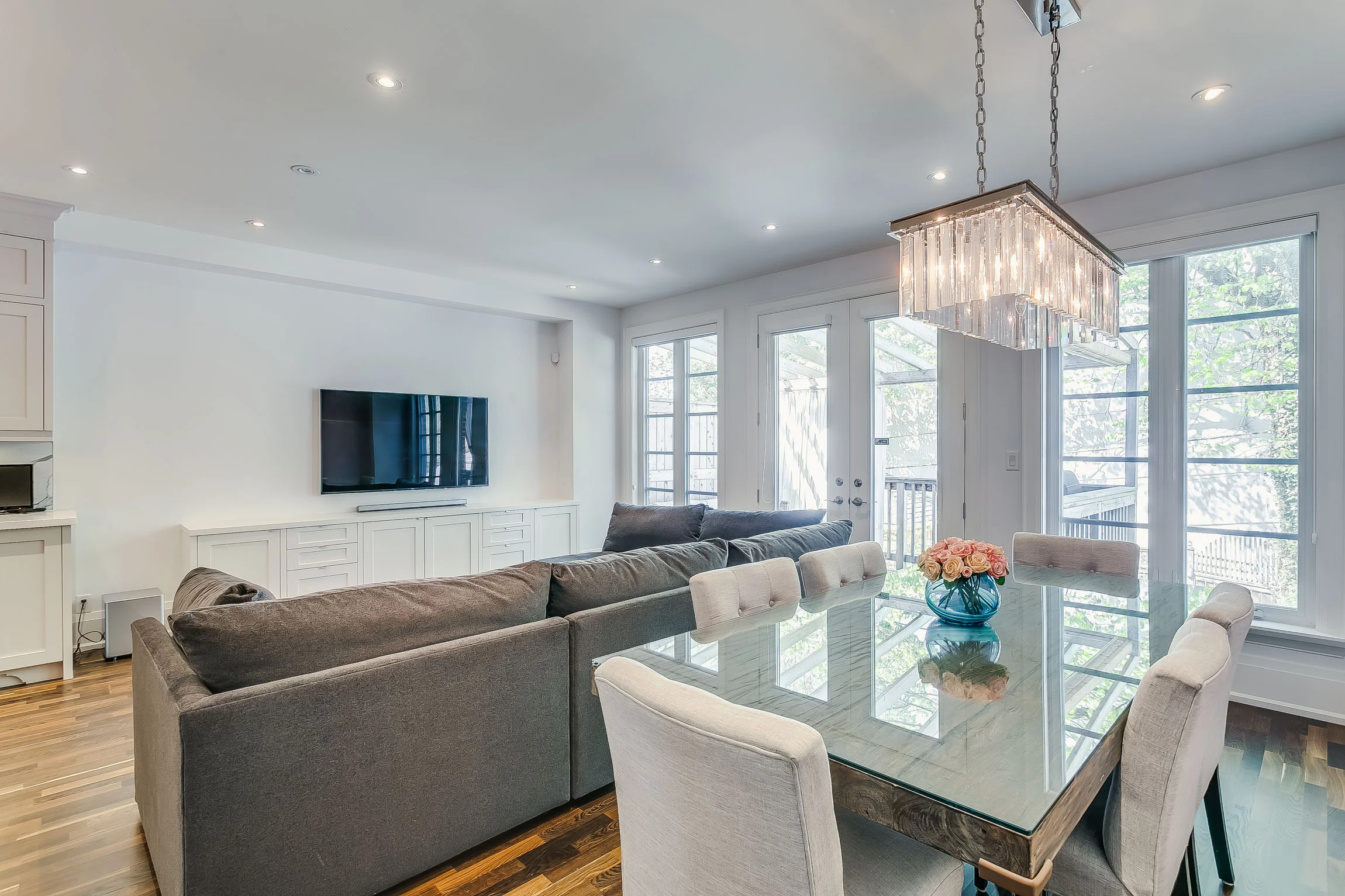 142latimerave-028.jpg