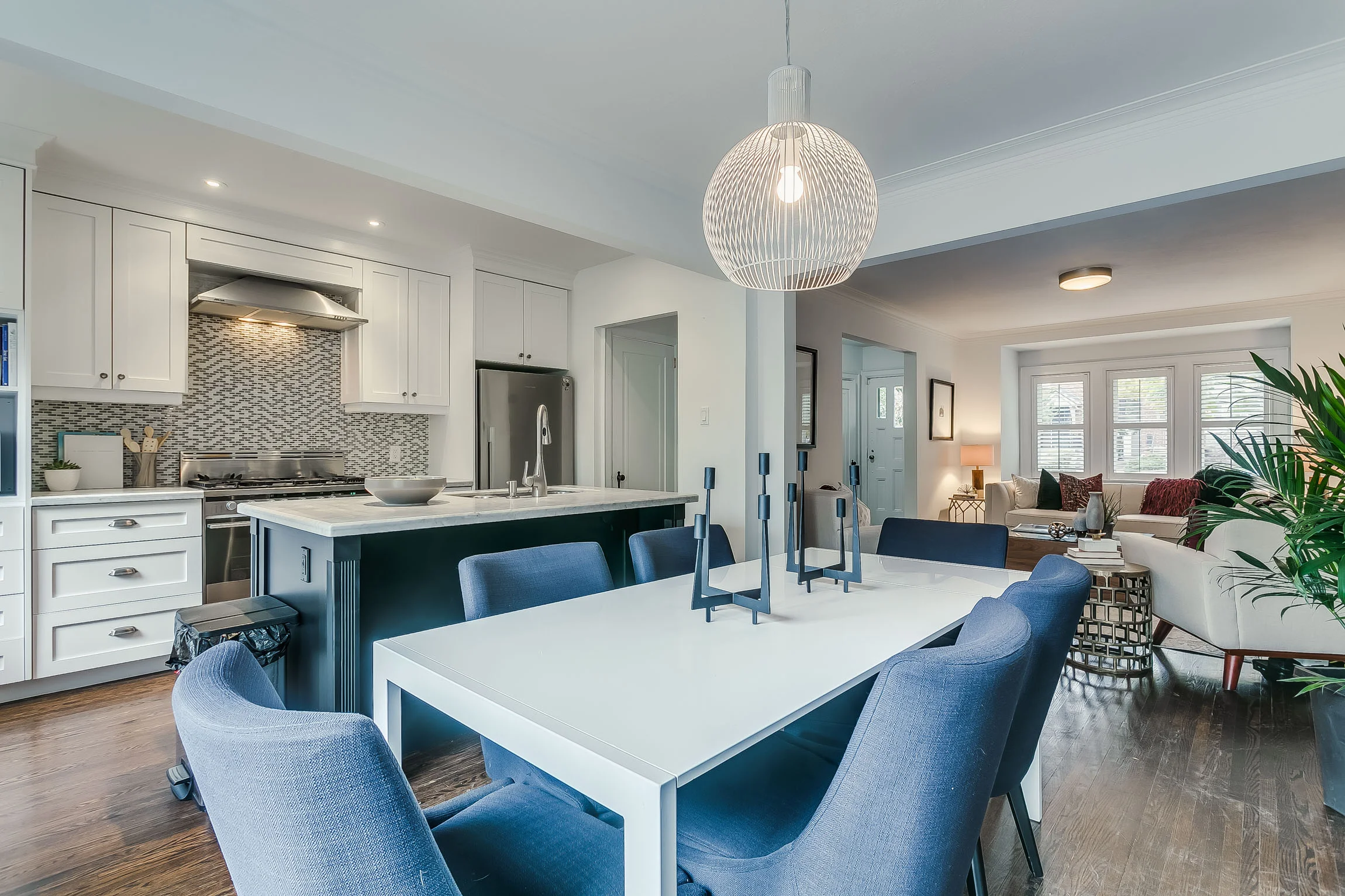 52latimerave-019.jpg