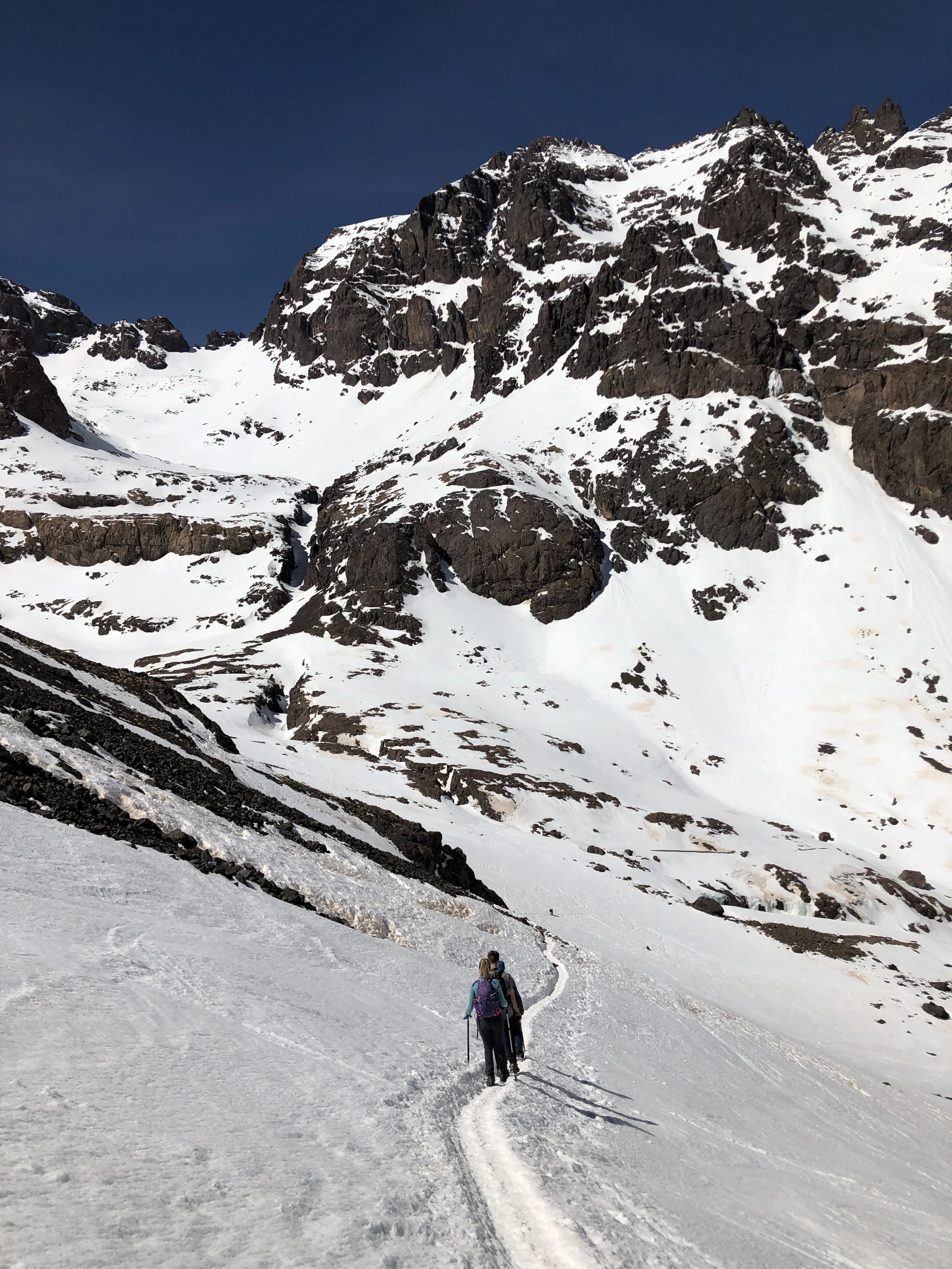  Long, easy slide down to the refugio. 