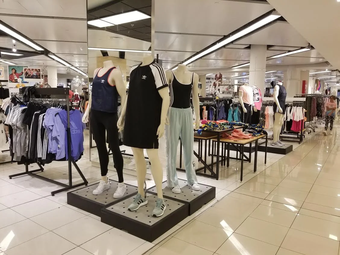 bne-18-1247-1 Macys Dadeland 005.jpg