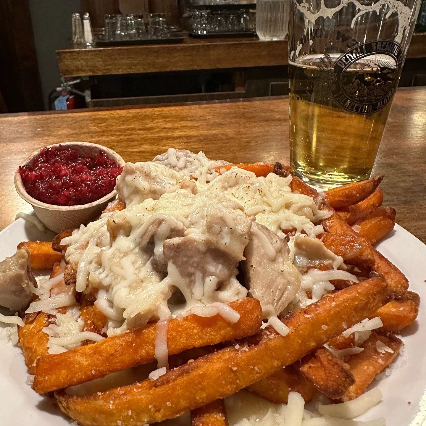 HOW IS THIS EVEN MORE DELICIOUS THAN I REMEMBERED?! ⁣
⁣
#thankfulpoutine⁣
#themostwonderfultimeoftheyear⁣
⁣
@nycafeketchikan