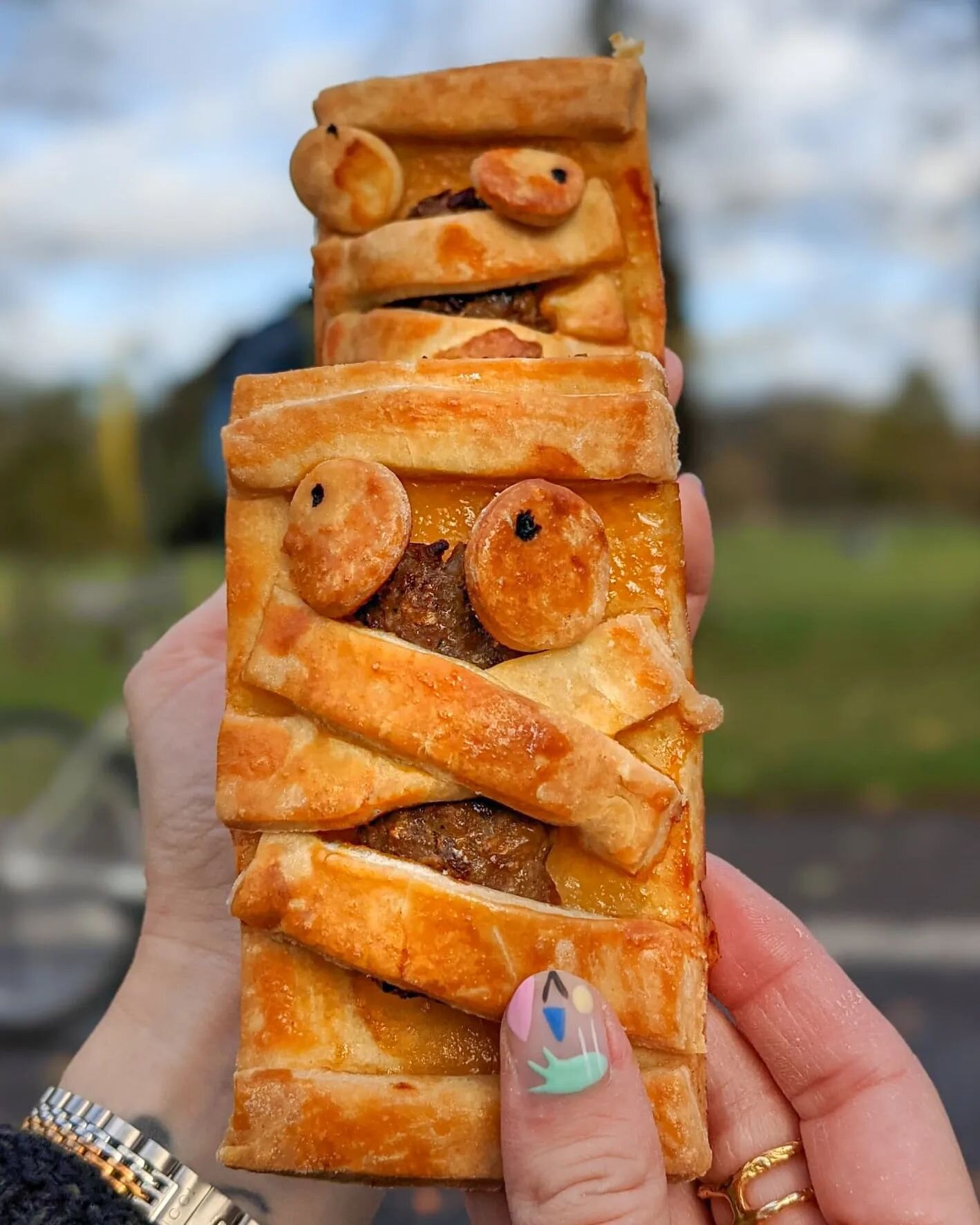 👻100% GF PLACES IN EDINBURGH

Can you believe EDINBURGH has this many 100% GF places to grab a bite? Have you been to them all yet?

🥳Sugar Daddy's is a 100% GF bakery in Marchmont, to tick this off you need to have a sweet and savory item
❤️&zwj;?