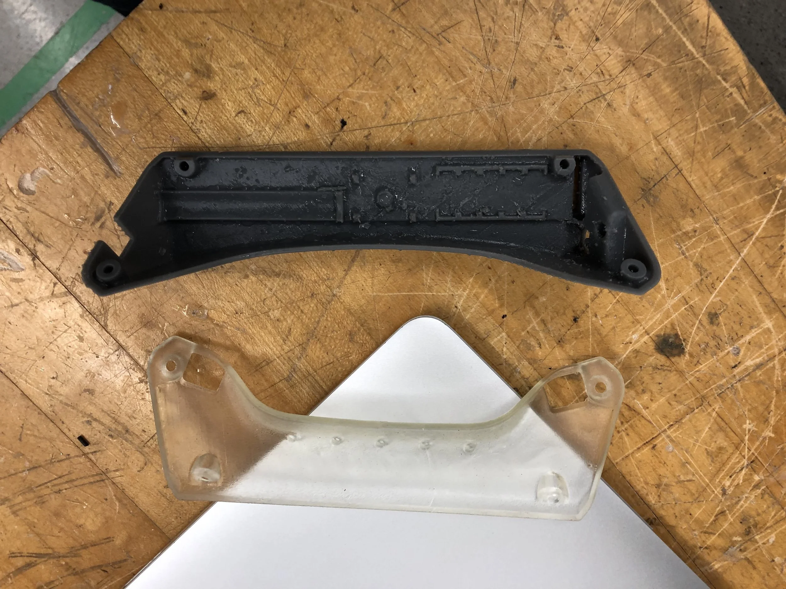 The front is opaque to funnel all of the light from the LEDs in the direction of the diver’s focus. The back panel is clear to give an interesting view of the electronics through the clear resin potting