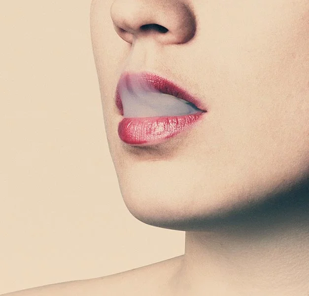 lips-374516_1920.jpg