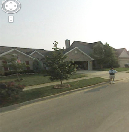 Bill Frankel’s dad in front of his home, before he passed away in 2014. (  Modern Loss  )