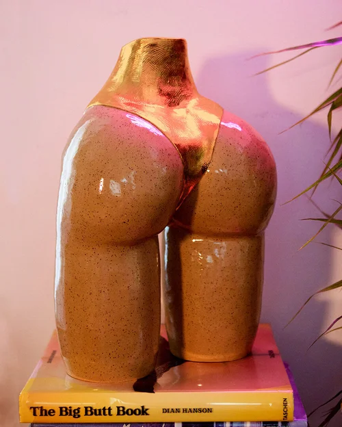 Bubble butt ass worship