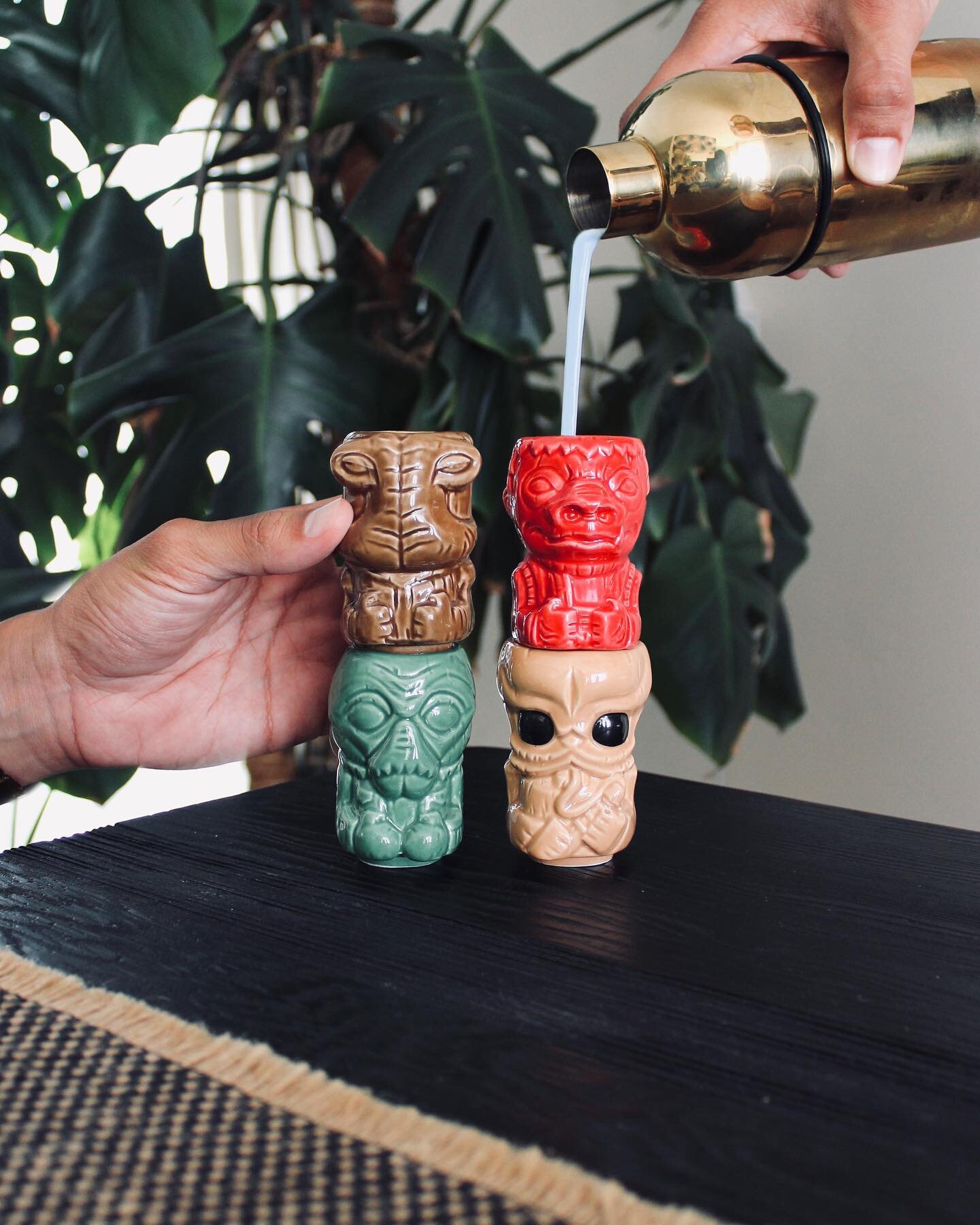 Servin&rsquo; up some blue milk shots at the Mini Bungalow today! Mahalo to our friend @_kristig for gifting us with these @starwars tiki muglets from #SDCC2022 this past weekend. They&rsquo;re cute and perfect for sippin&rsquo; some blue milk! We wa