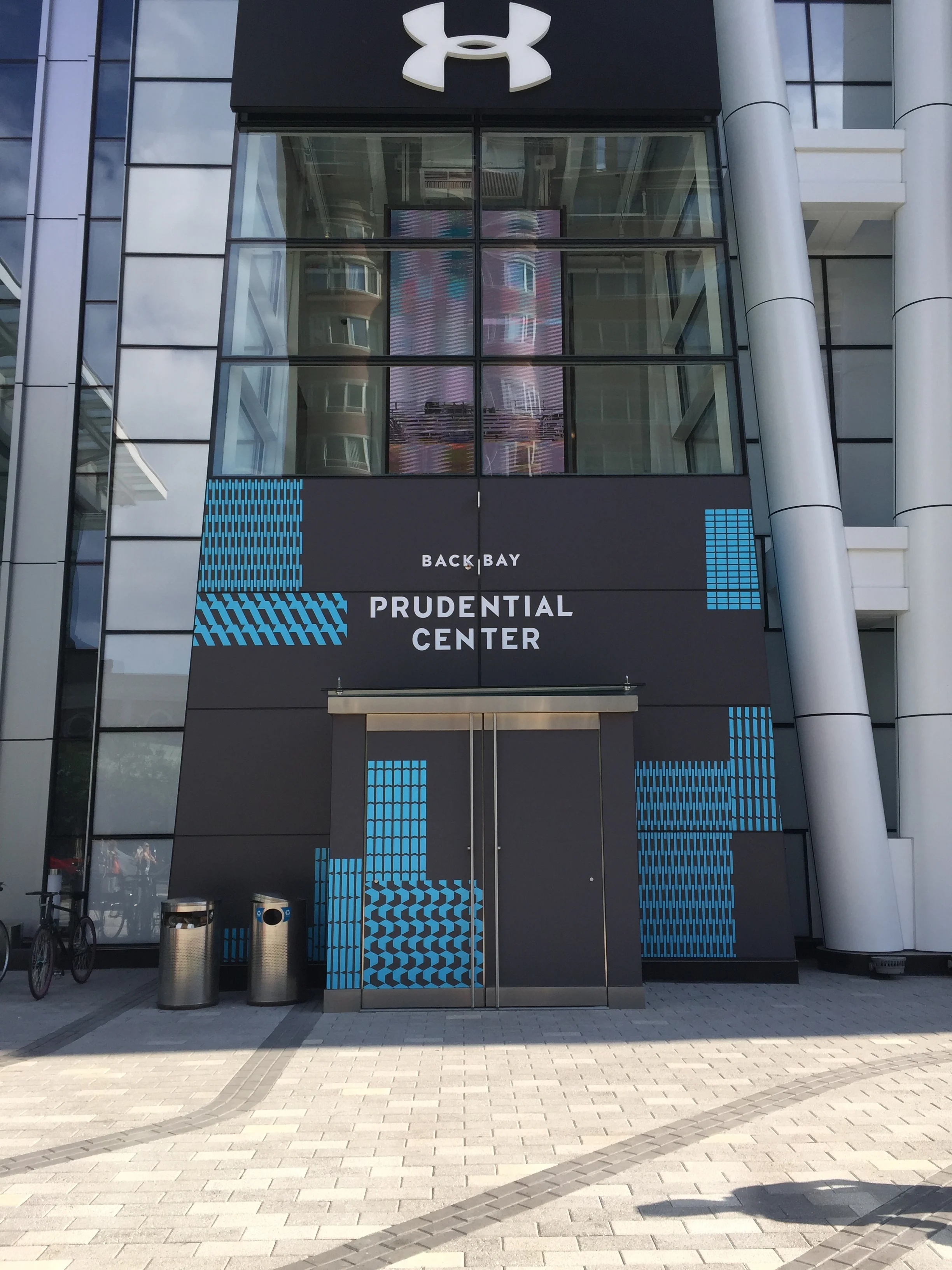   Logotype by   Maggie Putnam  