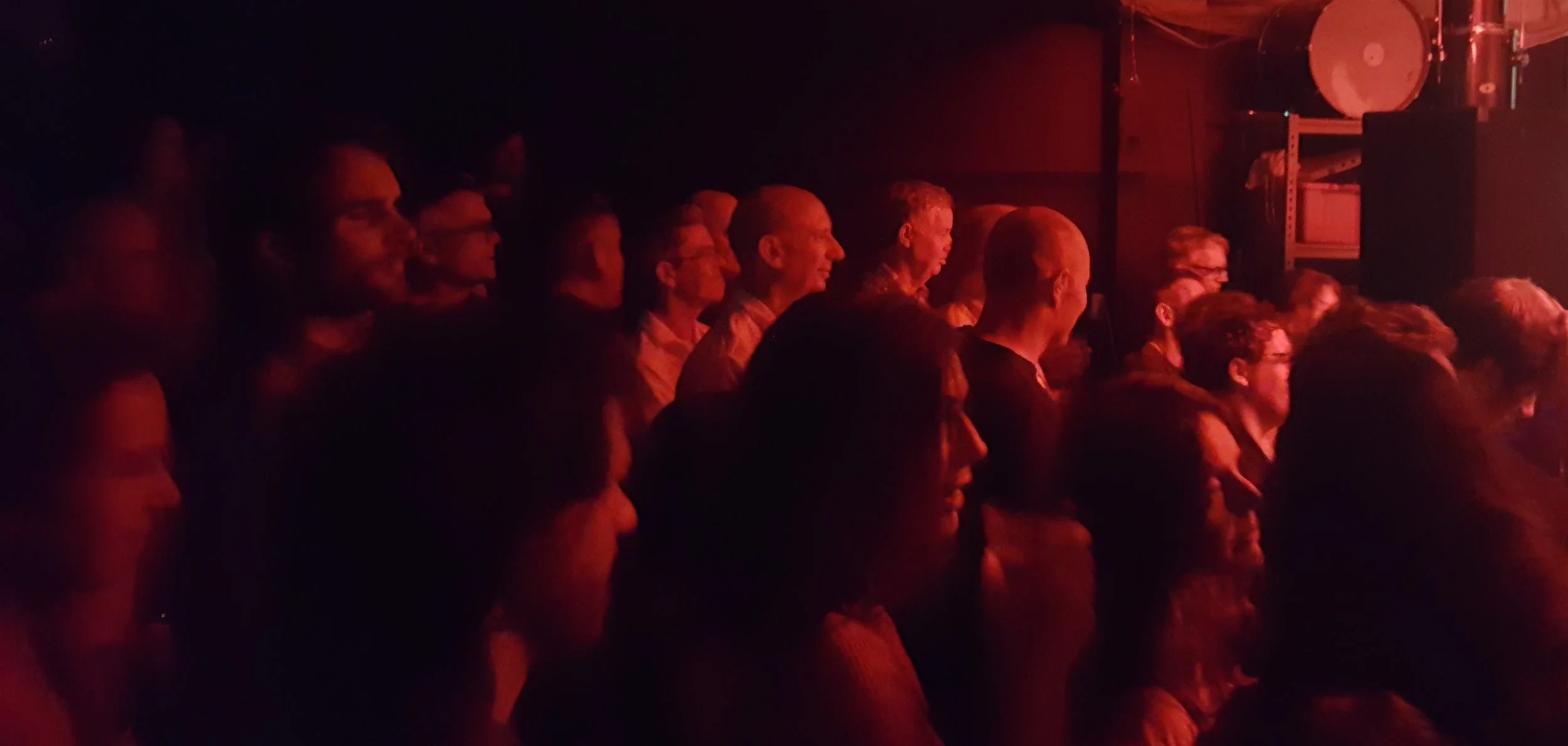 crowd1.jpg