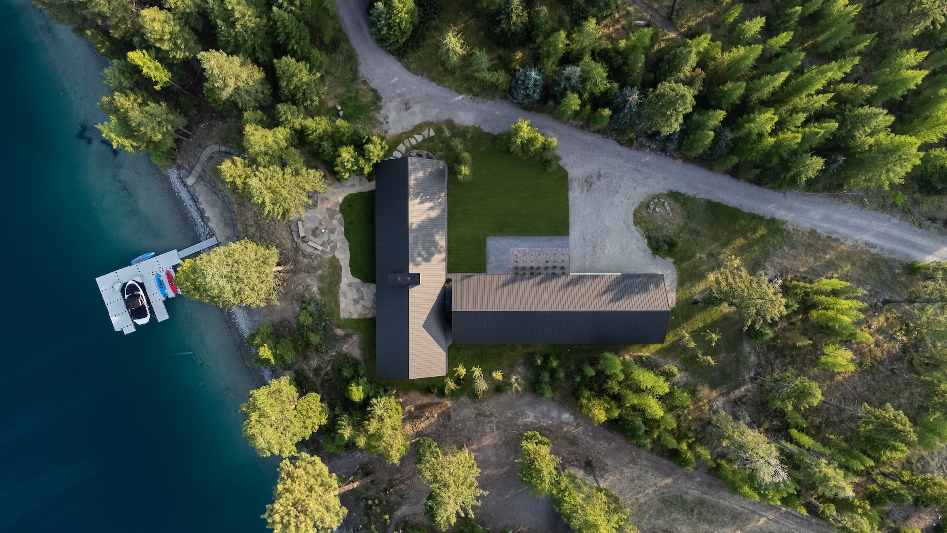 ASHLEY LAKE HOUSE WHITEFISH ARCHITECT WHITEFISH INTERIOR DESIGNER