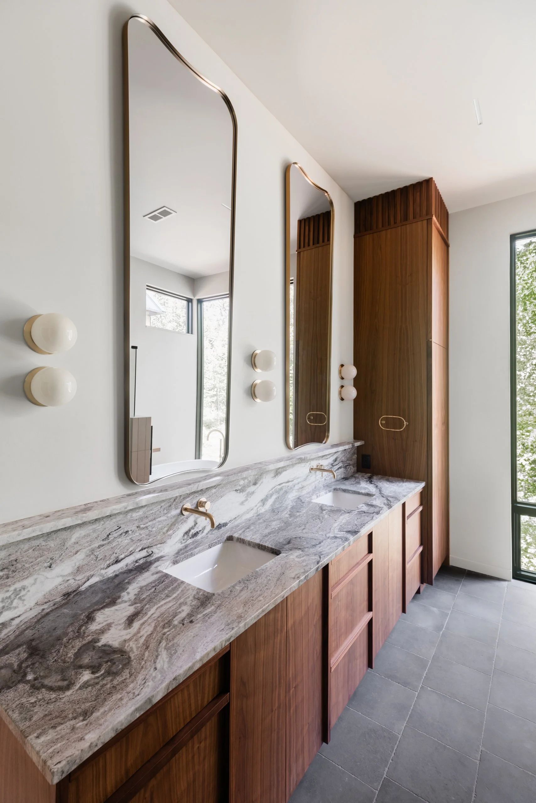 NORTHWOODS HOUSE - WHITEFISH ARCHITECT - WHITEFISH INTERIOR DESIGNER ...
