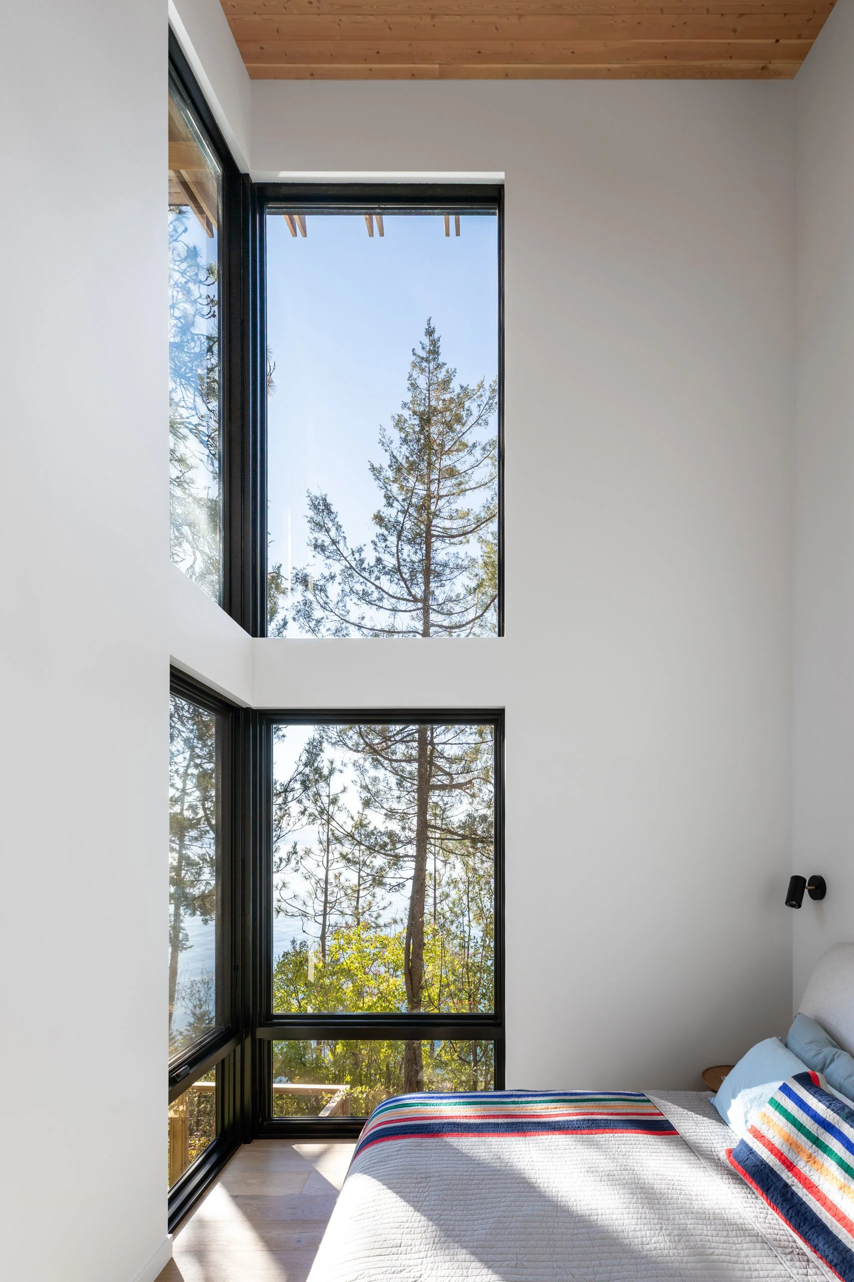 Bedroom_1.jpg
