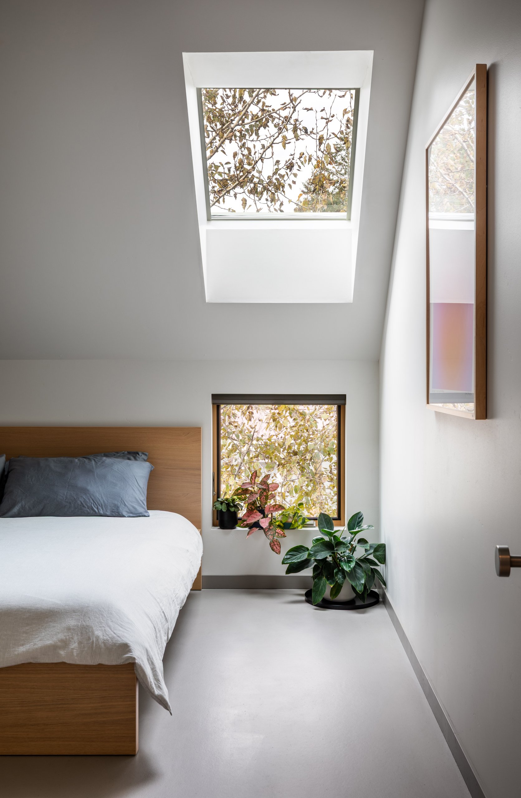 Bedroom_1.jpg