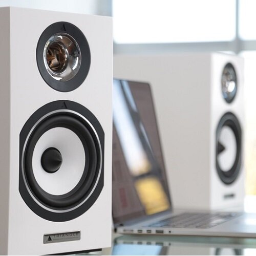 triangle titus speakers