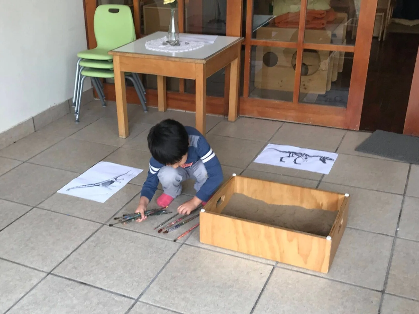 El nanoguía preparando su nanoquest.