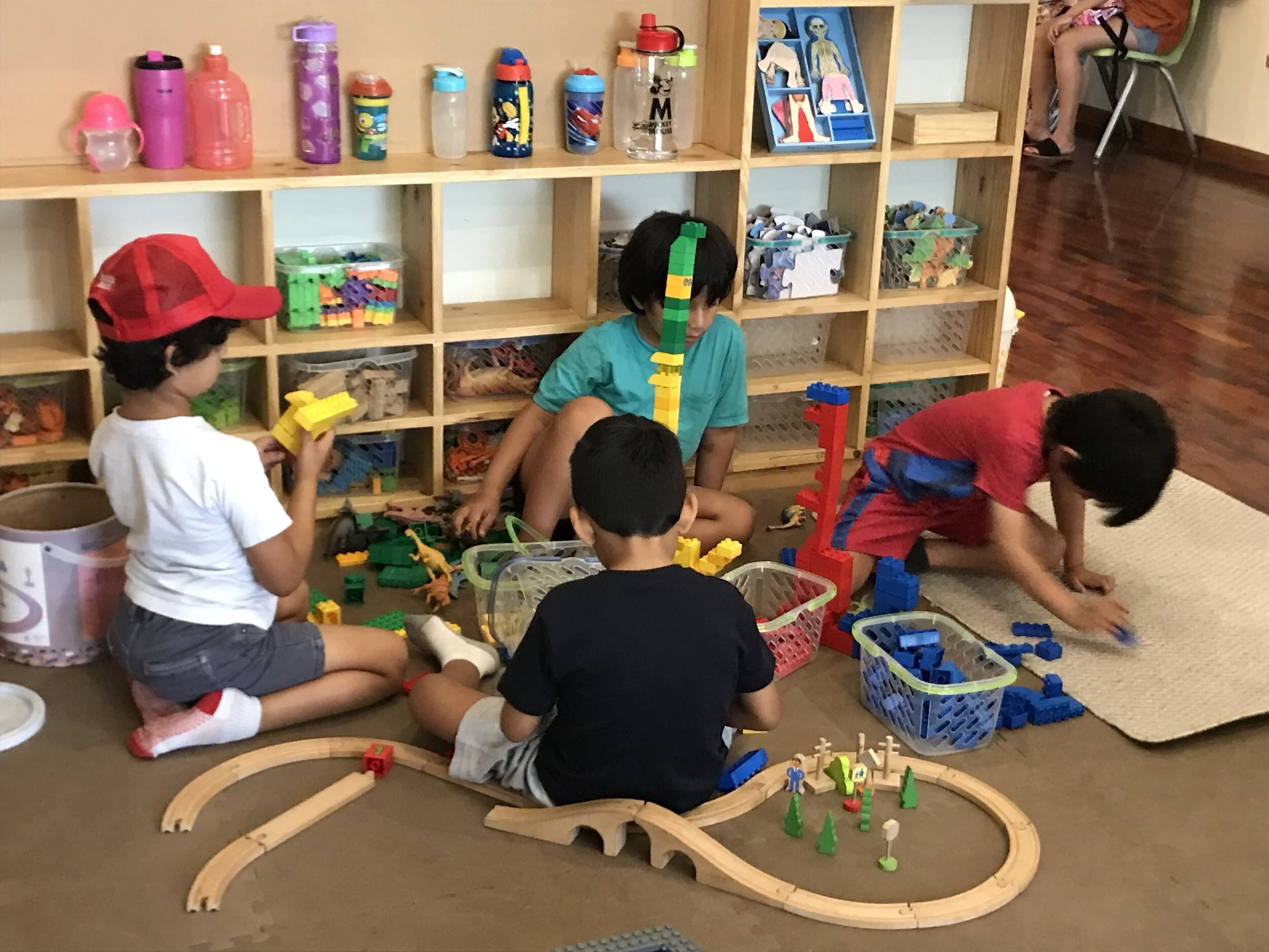 Pumas veteranos reencontrándose.