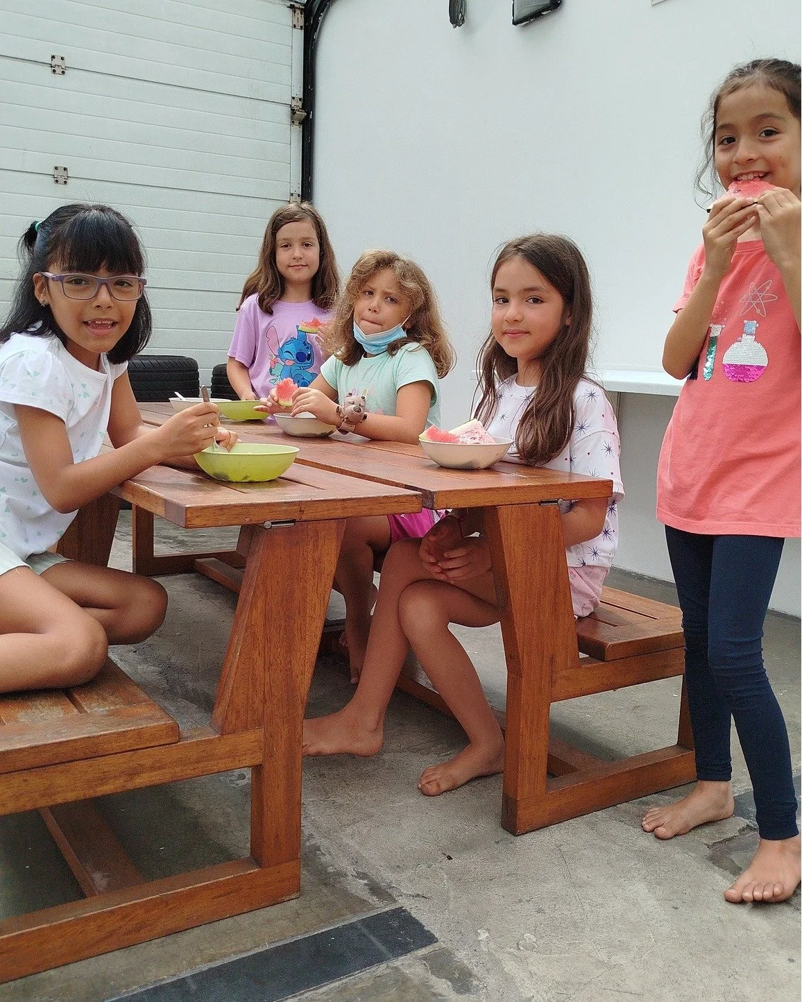 😉 We started 2026 with joy.
New encounters and reunions.
First walks through the space, first decisions, and first agreements.

You can already feel the life of the studios in motion. 🐾

Would you like to see what daily life at Tinkuy looks like?
D