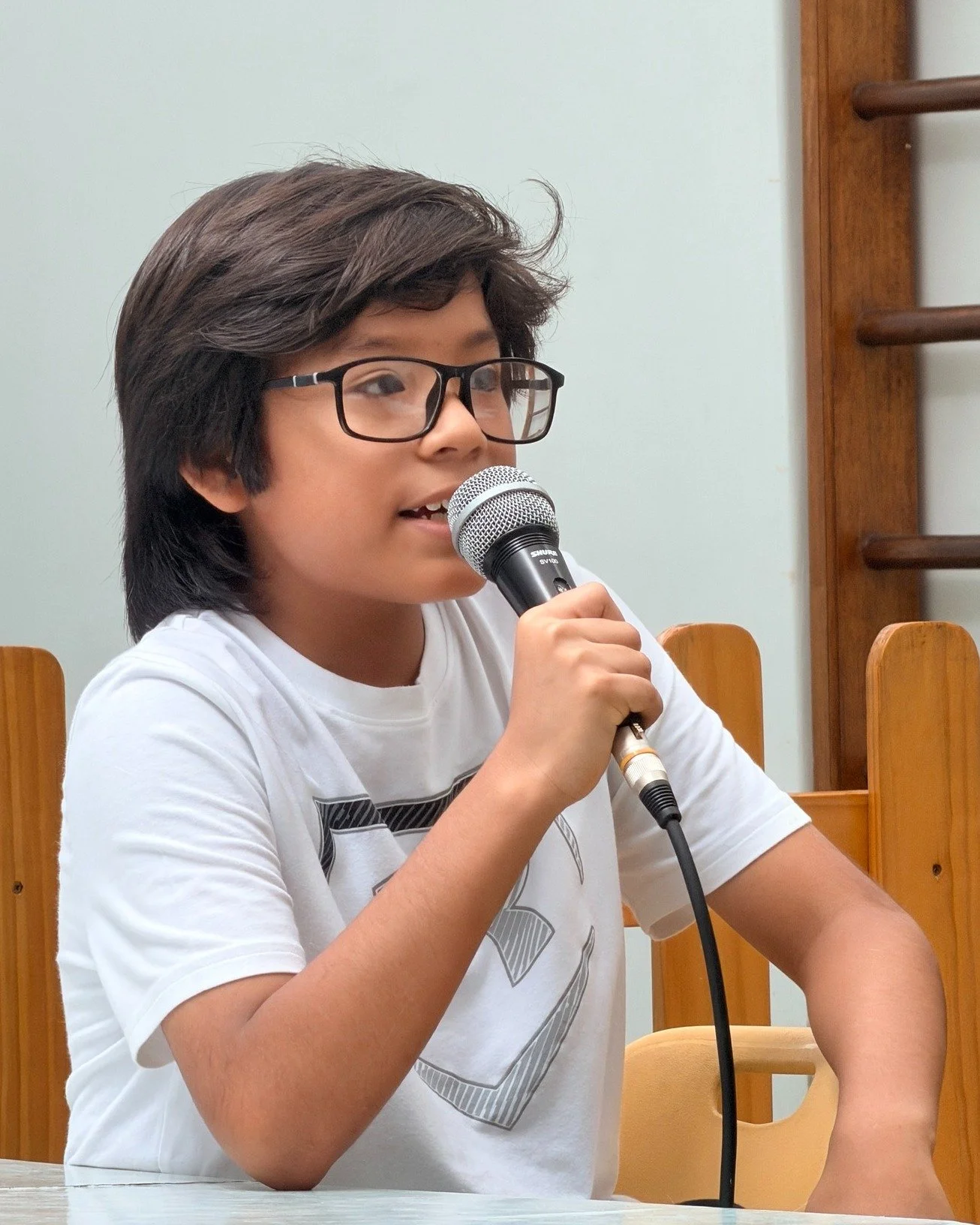 Autonomy looks like this:
✅ defending your ideas with confidence and evidence.

At Tinkuy, we believe learning isn't about memorizing answers. It's about asking questions, exploring different perspectives, and developing your own point of view.

Curi