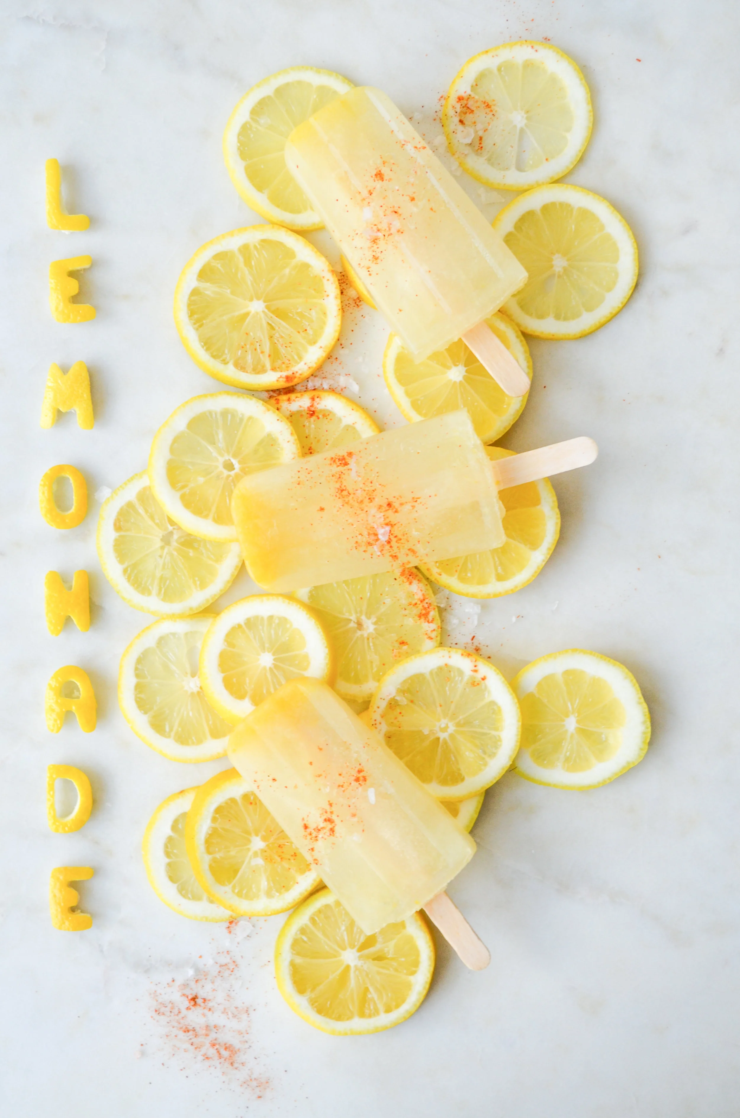 Paleo Beyoncé lemonade popsicles // #ShiraRD #paleo #refinedsugarfree