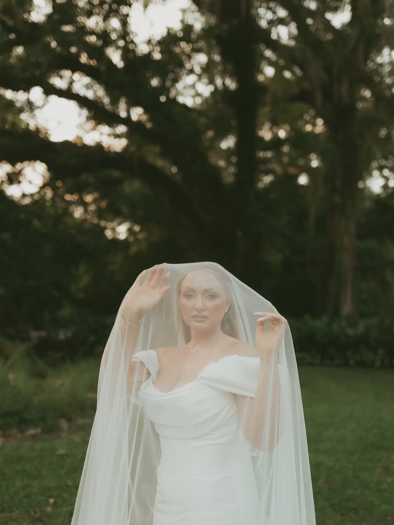 Finally getting to post Stephanie&rsquo;s bridals! I&rsquo;ve known Stephanie for a long time and I have to admit that this was her best outfit of her life 😉

.
.
.
.
#louisianabride #louisianabridal 
#louisianaweddingphotographer 
#neworleansweddin