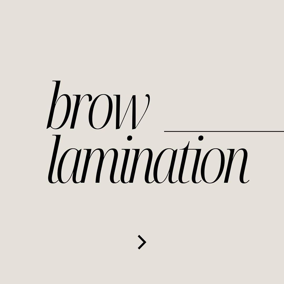 Like a mini-perm for brows, brow lamination is a pain free procedure that lifts the hairs, resulting in brows that appear thicker and have shape. Comment below any questions you may have 〰️