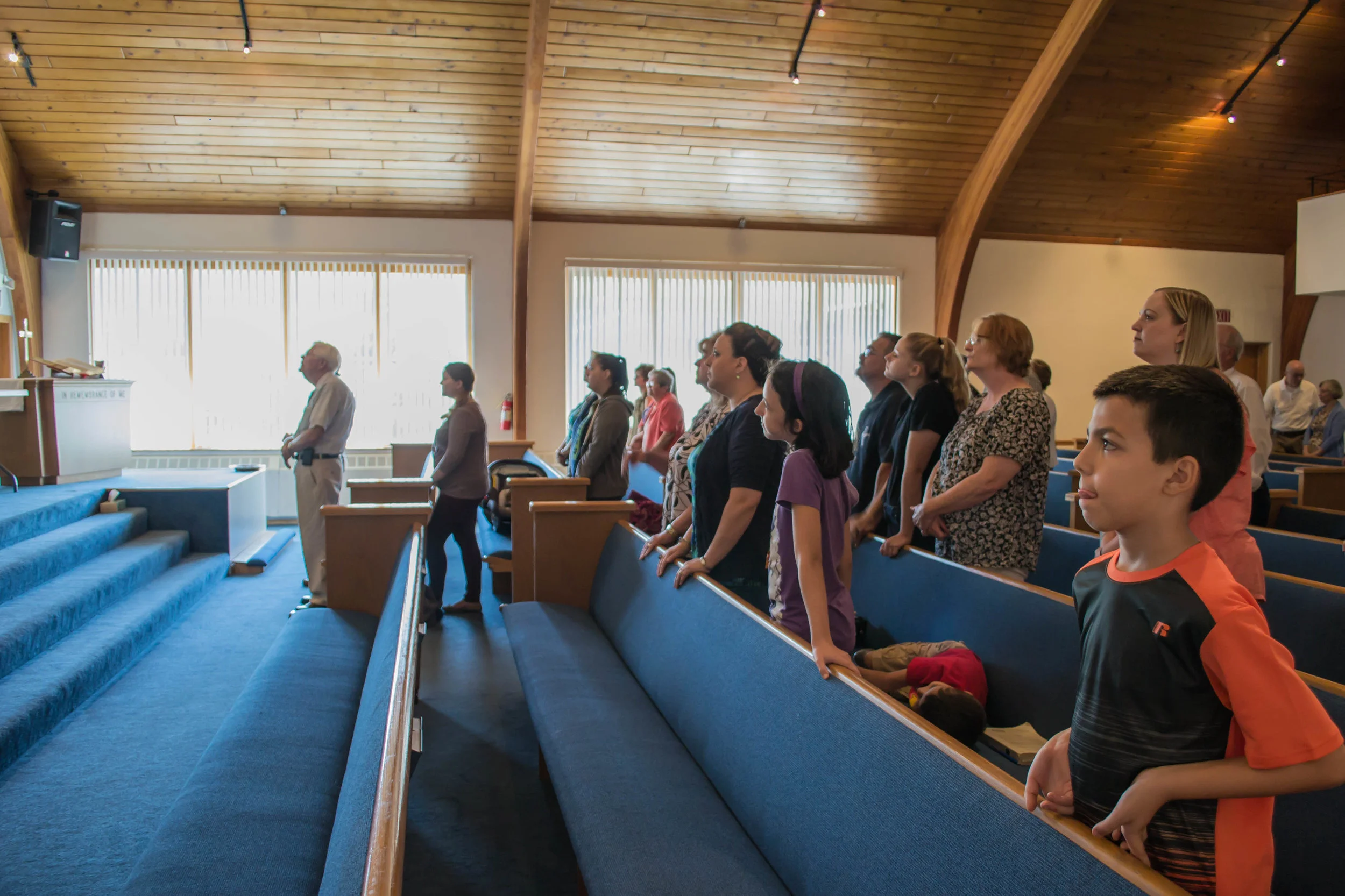 25 worship-0753.jpg