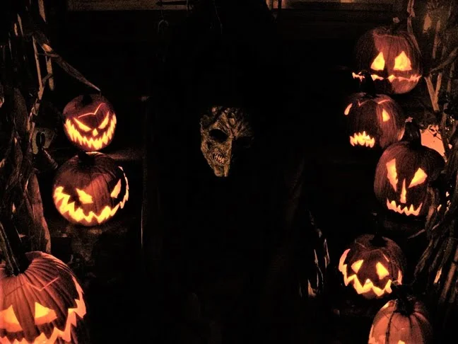 Review: Pumpkin Rot (6/17/17) A review on Brandon’s The Mothman of Point Pleasant score: “An exceptional soundtrack by Brandon Dalo. Crazy good. An entirely different animal played outside of the documentary. Highly listenable on its own. And truly creepy. I haven’t been this excited about a soundtrack release in a very long time.”
