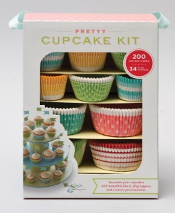 Chronicle-Books-Pretty-Cupcake-Kit-246x300.jpg