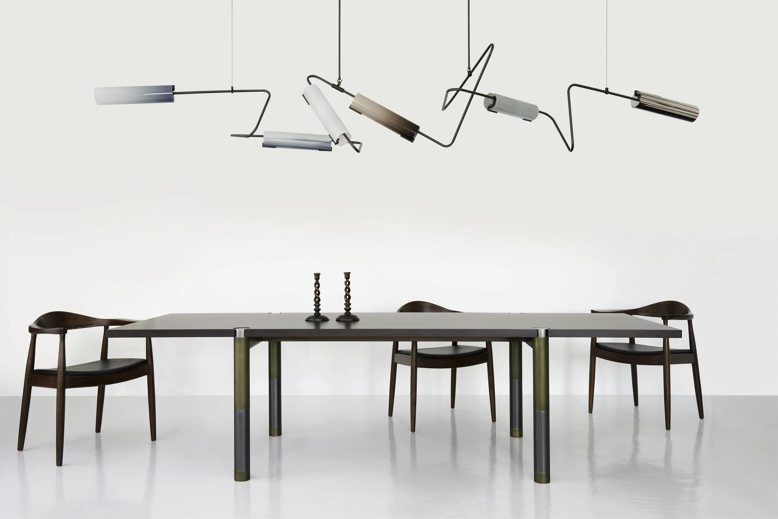 Avram_Rusu_Nova_Dining_Table_3.jpg