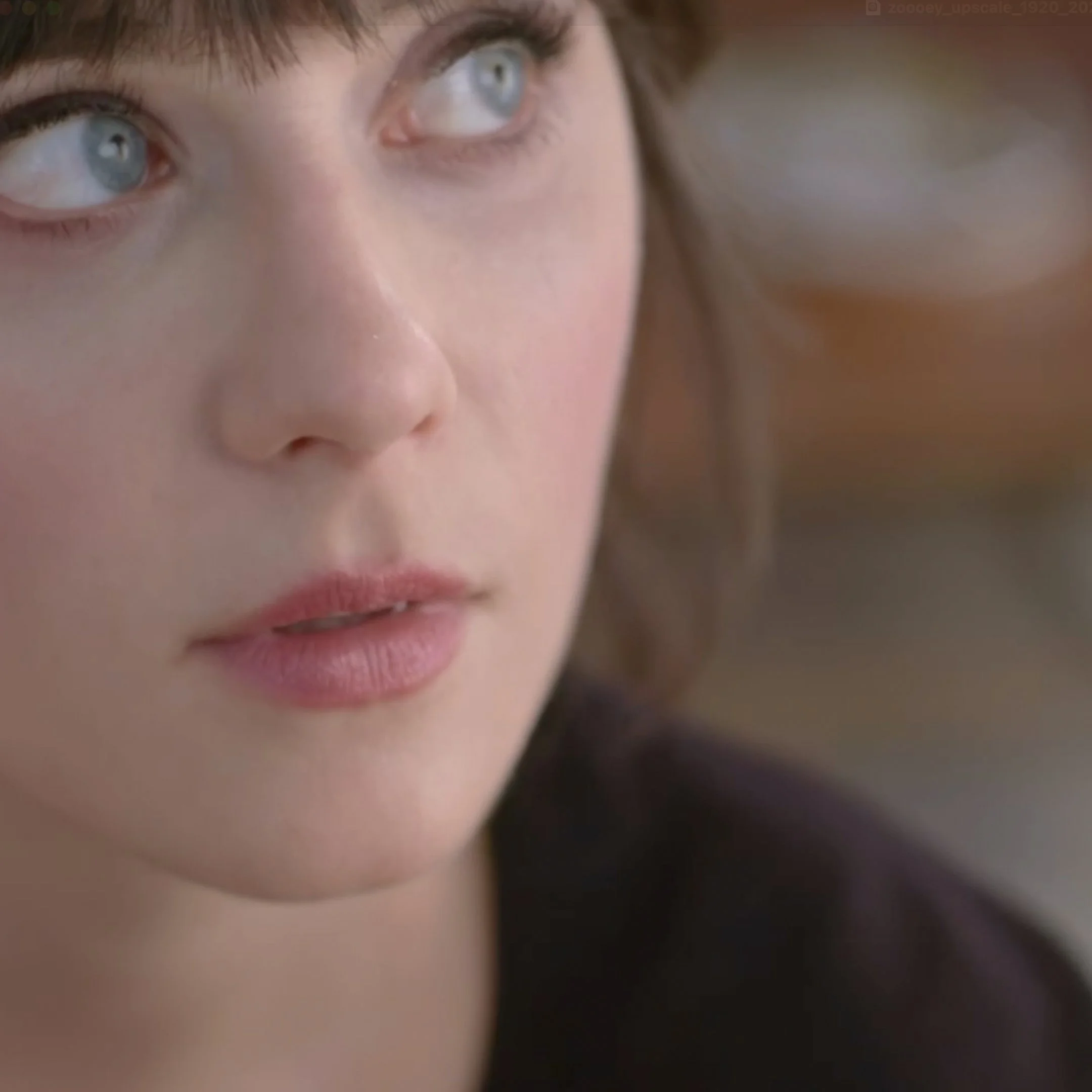 zooey-square.jpg