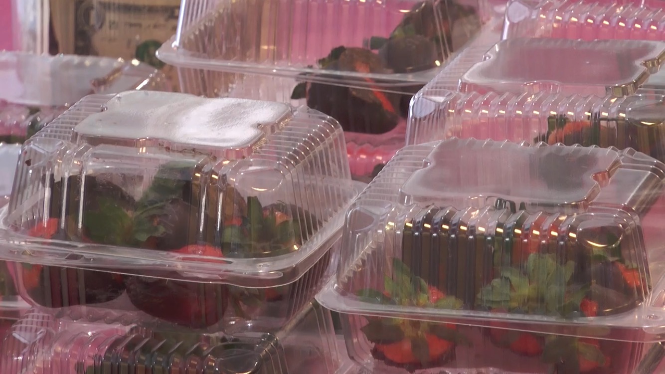 Chocolate covered strawberries sold to raise money for the upcoming QTHON dance marathon