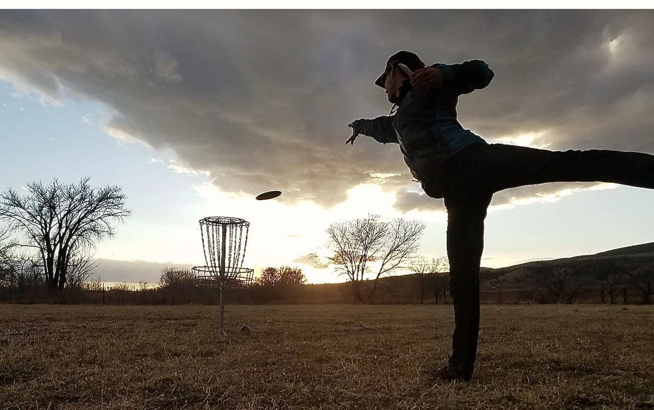 Paul Black putting on hole 4 in Pumpkin Hollow.