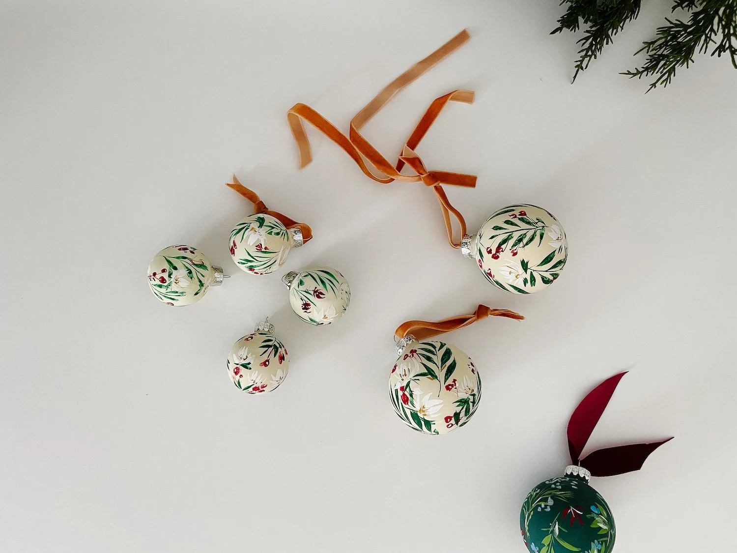 ornament-cluster-beige-green-flatlay.jpg