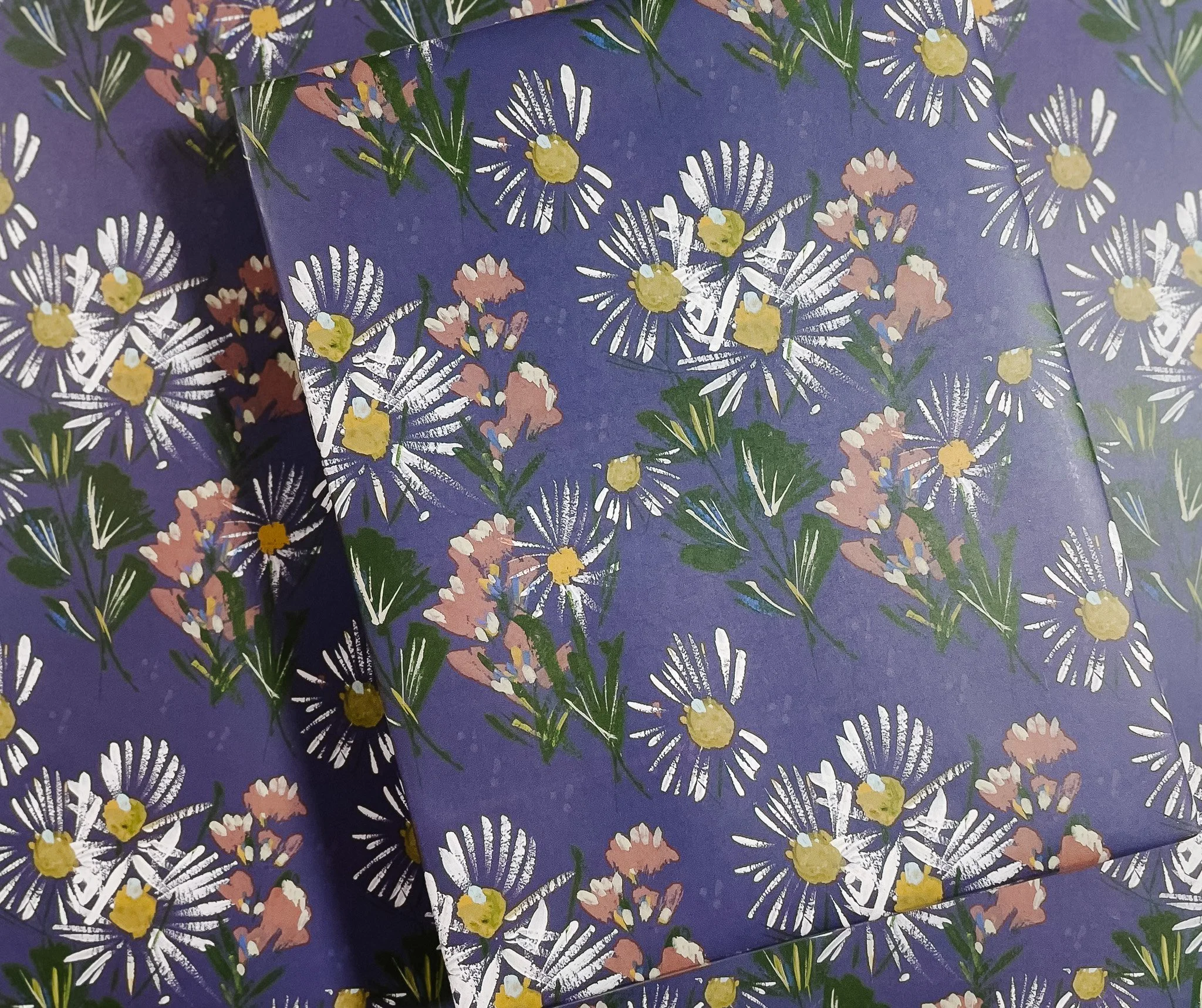 Ash Blue Daisies Pattern Gift Wrapping Sheets