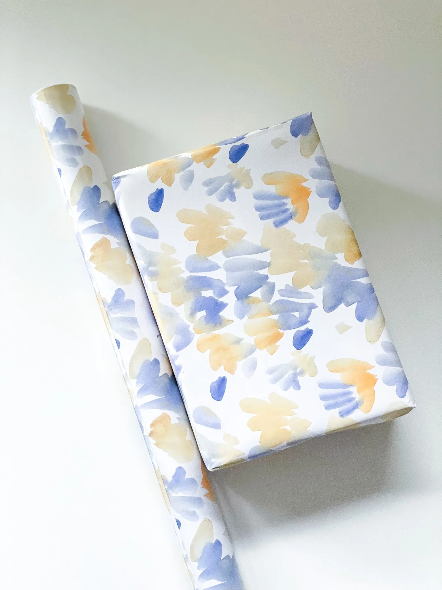 Round Brush Stroke Pattern Gift Wrapping Sheets