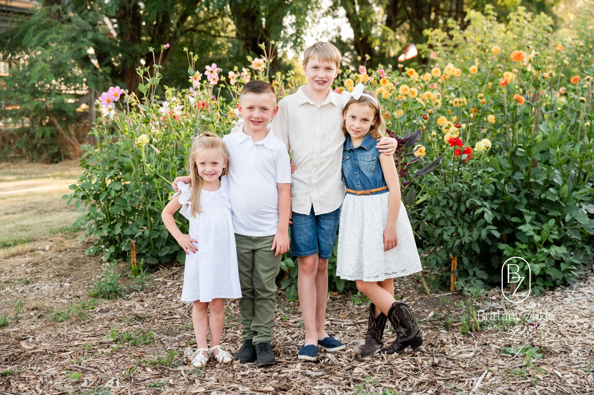 summer family dahlia session-3.jpg