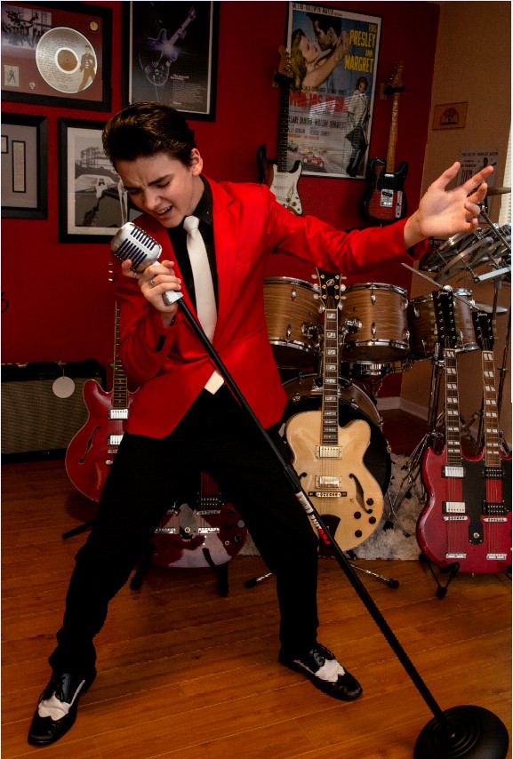 Matt Stone Elvis pose 1.jpg