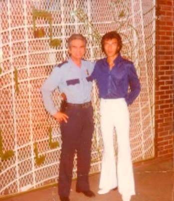 Carlo Martini with security guard.jpg