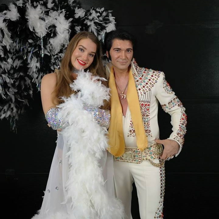 Rami Aslan with showgirl.jpg