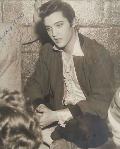 Elvis Toronto 1957-april-2-5.jpg