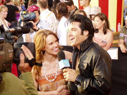 Hilary Swank and Johnny on Red Carpet.jpg
