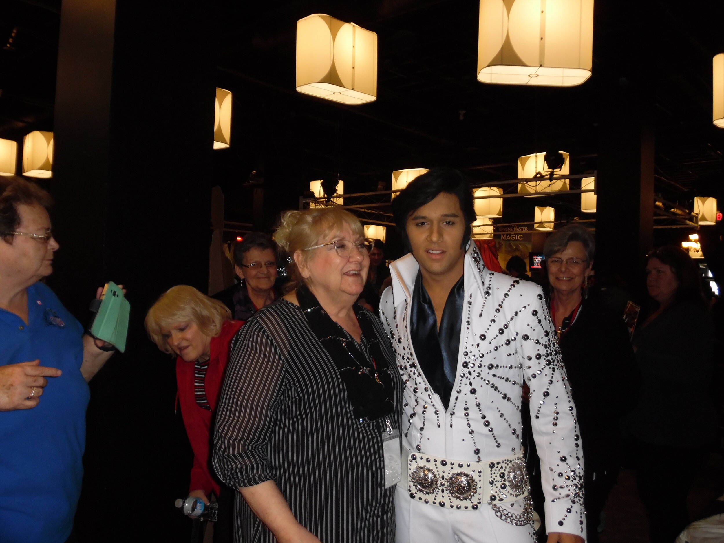 Birthday 2019 1v.JPG