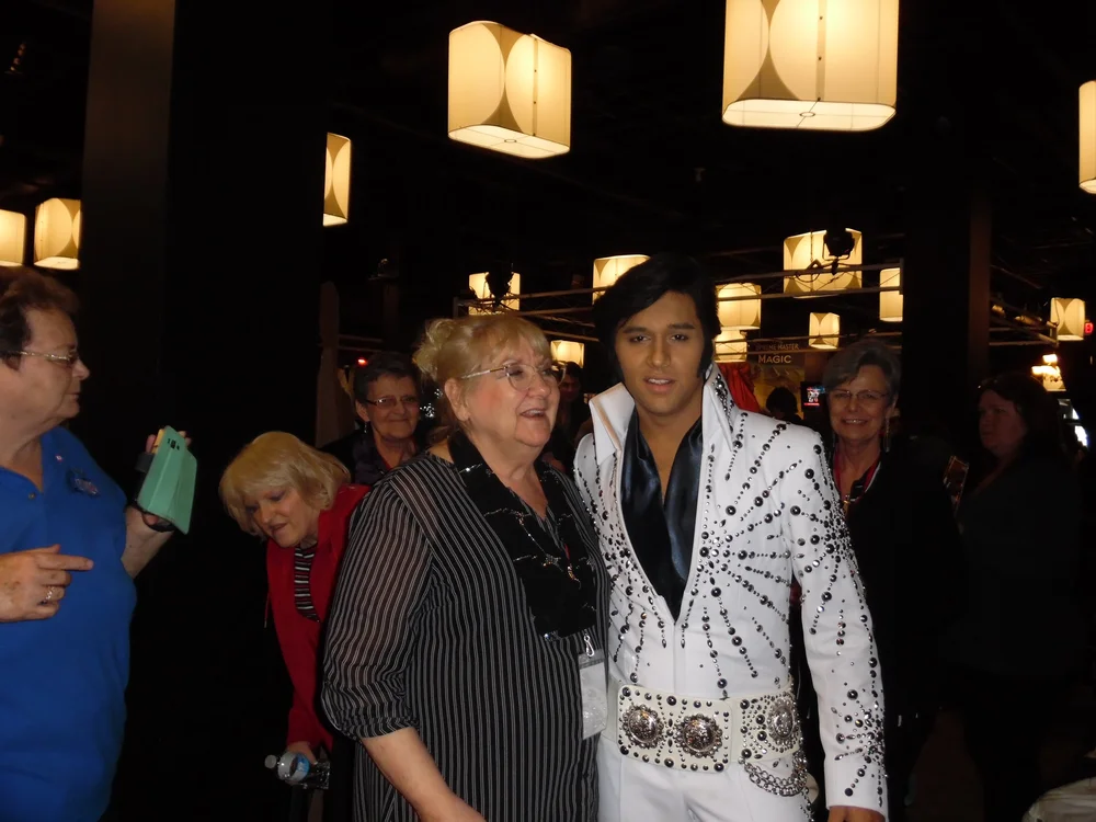 Birthday 2019 1v.JPG