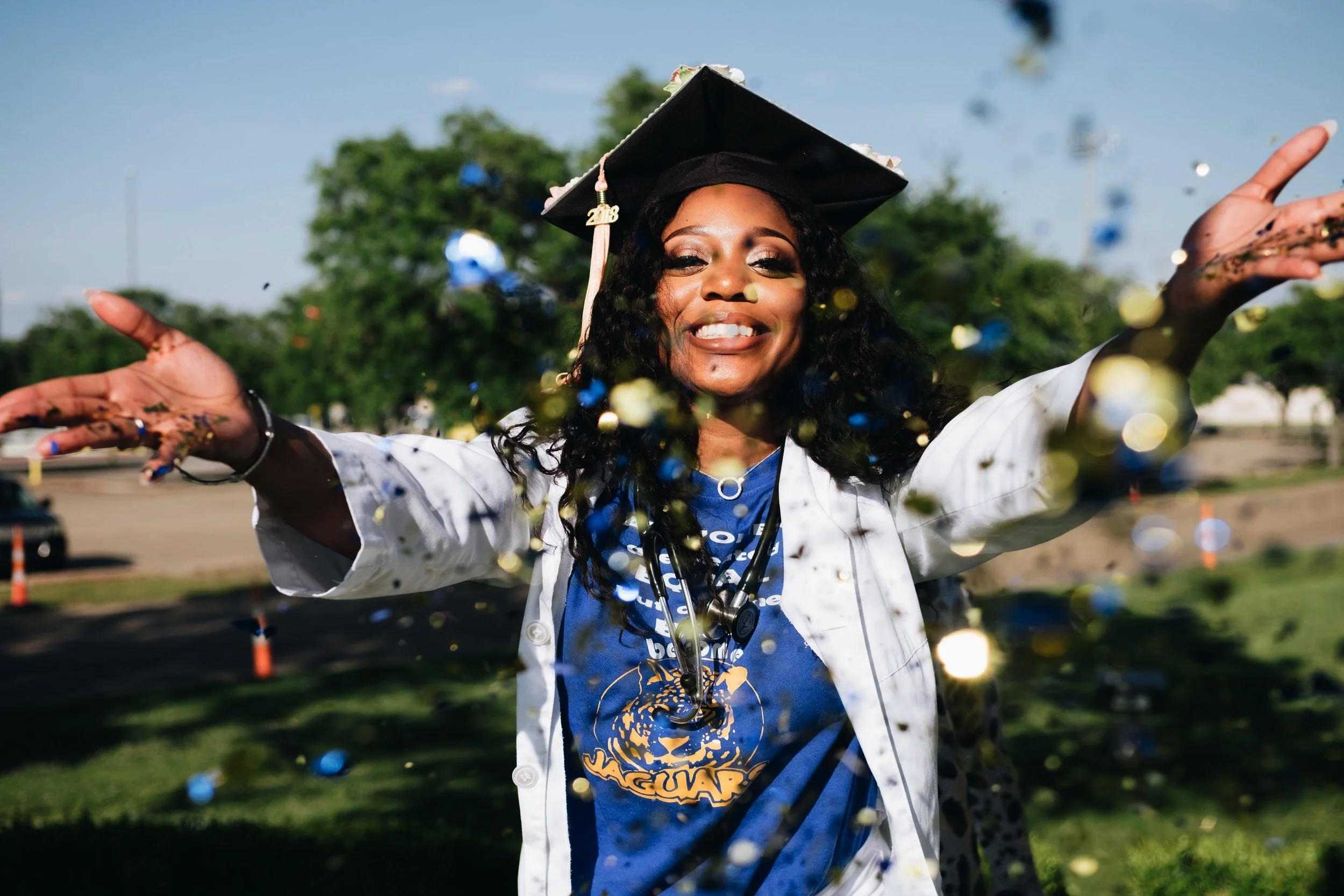 accomplishment-achievement-confetti-1139317.jpg