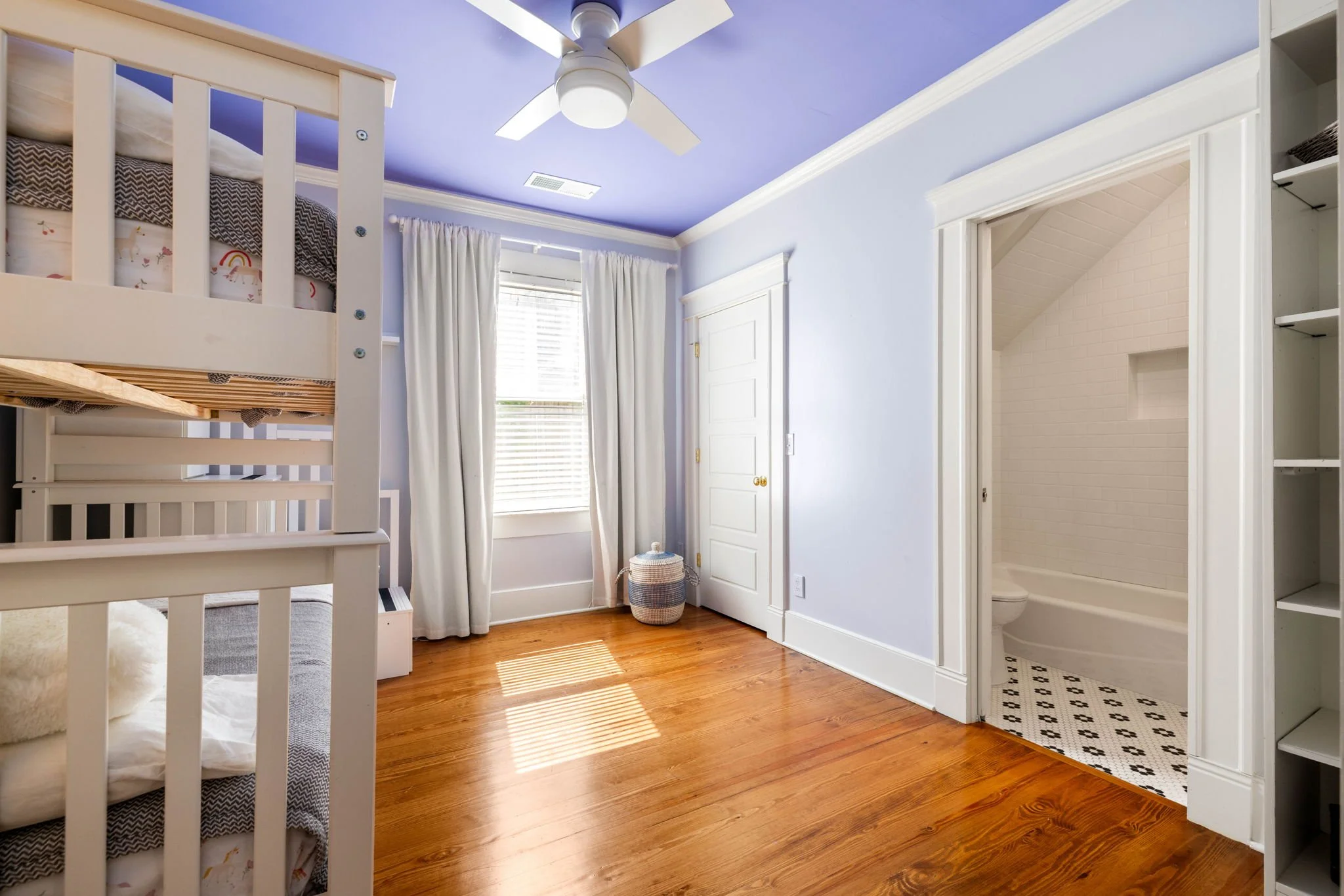 32-web-or-mls-20260805_977manigault_callaway088.jpg