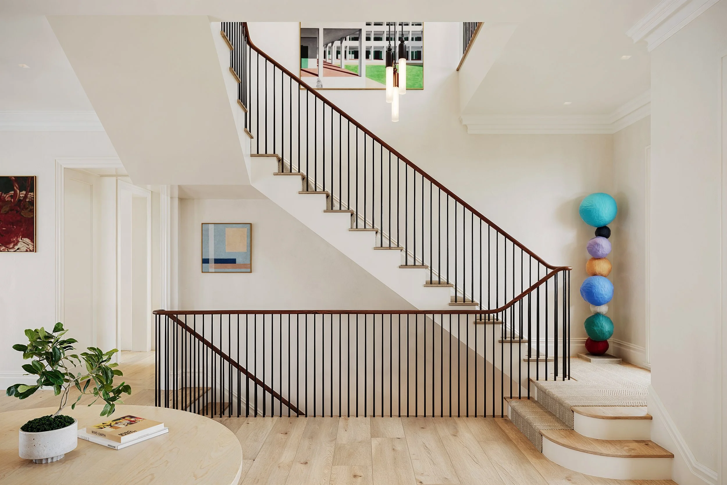 300MurrayPl_PrimaryStairB_00.jpg